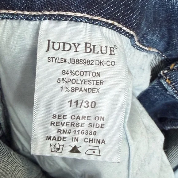 Judy blue kick flare jeans - Picture 5 of 13